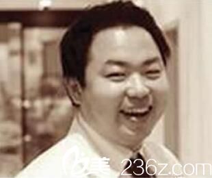 韩国蓝天感觉整形外科医院院长崔天毕 韩国蓝天感觉整形外科医院院长崔天毕