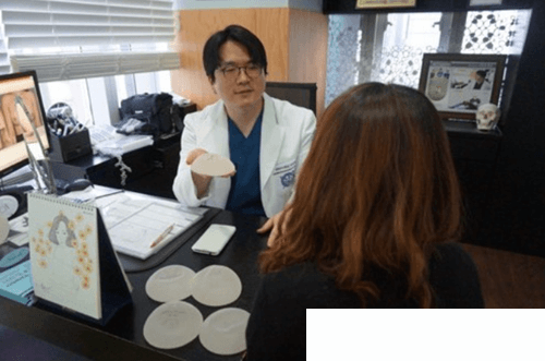 韩国尚美佳整形外科医院院长李武永 韩国尚美佳整形外科医院院长李武永