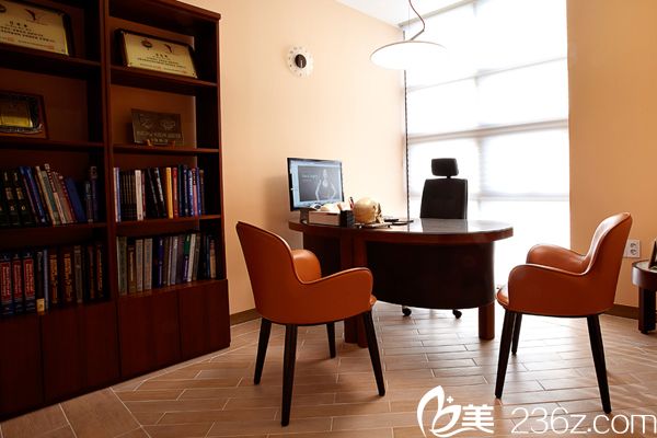 韩国多友整形医院院长办公室 韩国多友整形医院院长办公室