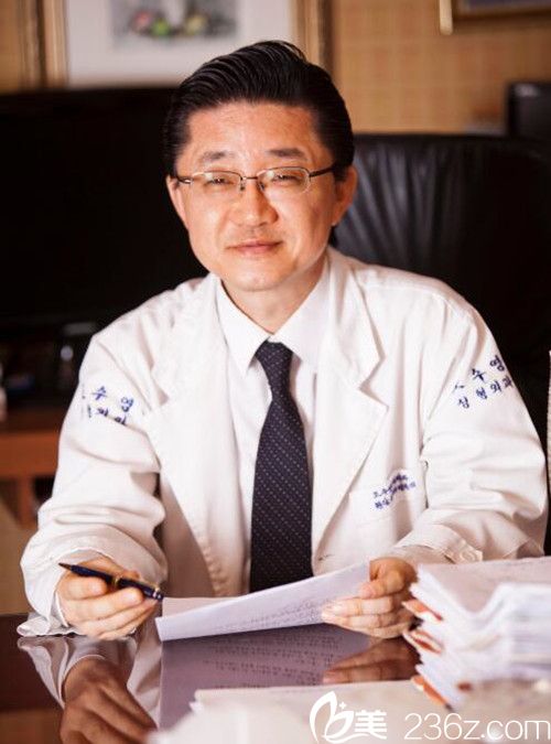 韩国赵修永整形外科院长