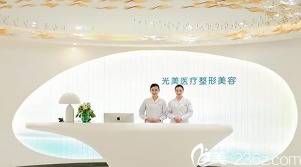 合肥光美整形9月全新优惠价格表 硅胶假体隆鼻2000元起