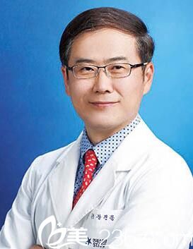韩国延世STRESKIN皮肤科院长姜镇文 韩国延世STRESKIN皮肤科院长姜镇文