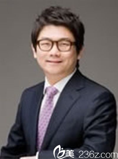 韩国美多丽娜MEDITRINA医院整形医生尹侯俊