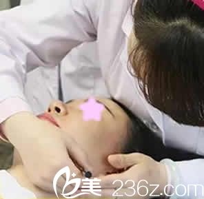 我在大同美神整形注射瘦脸手术中照片 我在大同美神整形注射瘦脸手术中照片