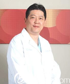 韩国Cara整形外科金贤秀