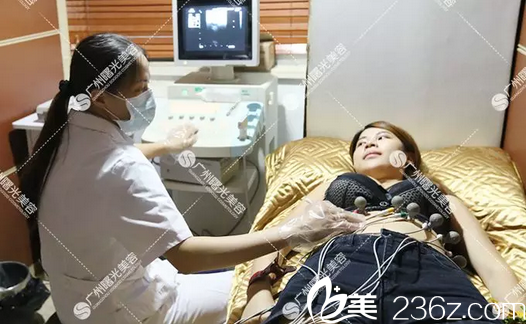 隆鼻手术前的心电图检查 隆鼻手术前的心电图检查