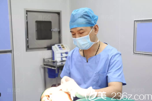 冯艳中医生为我做埋线提升手术 冯艳中医生为我做埋线提升手术