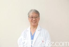 鸣海荣治 鸣海荣治