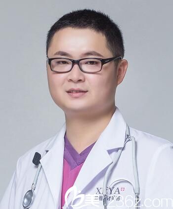 长沙协雅毛发移植主任潘奇 长沙协雅毛发移植主任潘奇