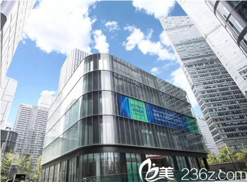 成都<!--<i data=20240703-sp></i>-->医疗美容整形医院大楼
