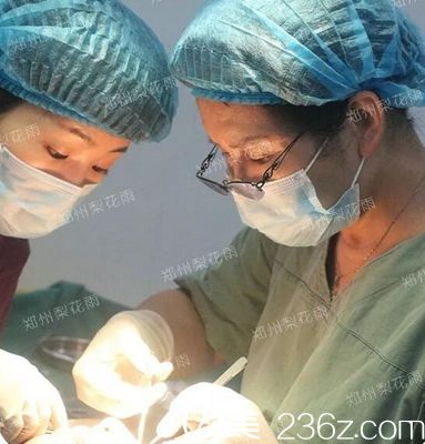 郑州梨花雨张跃辉院长给顾客周周做隆鼻修复