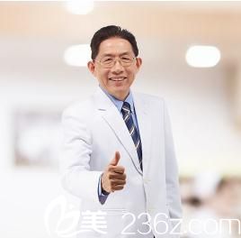 泰国Narawee Clinic美容外科医院Ronachai Komthong(Dr.Ron) 泰国Narawee Clinic美容外科医院Ronachai Komthong(Dr.Ron)