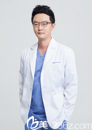 清新整形外科医院代表院长安邰晥 清新整形外科医院代表院长安邰晥