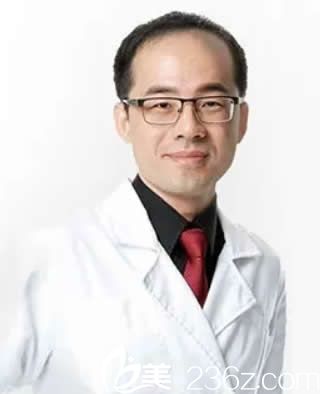 中国台湾慕颜时尚美容诊所内窥镜隆胸医生胡岱霖 中国台湾慕颜时尚美容诊所内窥镜隆胸医生胡岱霖