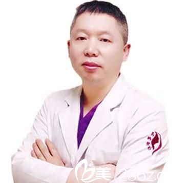 信阳易韩安和美容整形医院何黎何院长 信阳易韩安和美容整形医院何黎何院长