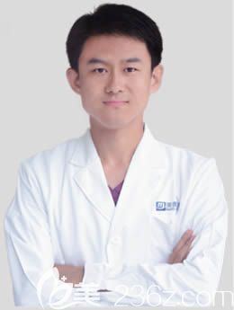 天津美奥口腔医院于洪亮正畸医生