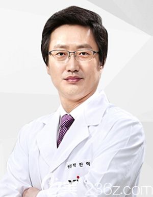 朴振赫 韩国MIZ(美姿)整形外科医院院长 朴振赫 韩国MIZ(美姿)整形外科医院院长