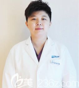 沈阳欢乐口腔医院韩竹医生 沈阳欢乐口腔医院韩竹医生