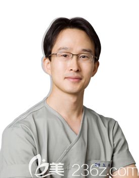 卢福均 韩国S ONE整形外科院长 卢福均 韩国S ONE整形外科院长