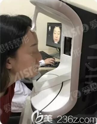 第七代VISIA皮肤检测面部斑点情况 第七代VISIA皮肤检测面部斑点情况