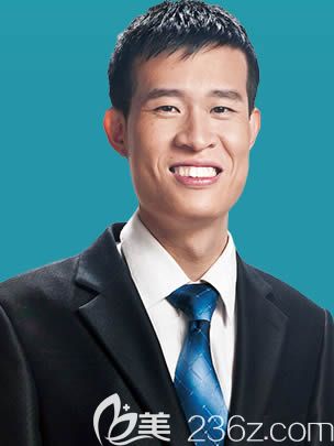 厦门登特口腔詹明毅