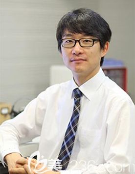 裵埈晧 韩国Yonsei C&ENT整形外科代表院长 裵埈晧 韩国Yonsei C&ENT整形外科代表院长