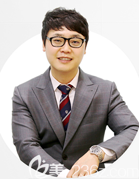 朴相顺 韩国balance整形外科代表院长 朴相顺 韩国balance整形外科代表院长