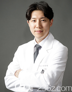 玖殊一 韩国釜山Densign整形医院代表院长 玖殊一 韩国釜山Densign整形医院代表院长