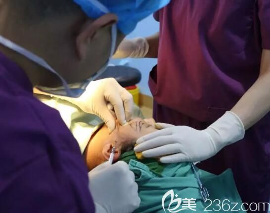 体验美国V-Loc薇乐线雕过程中 体验美国V-Loc薇乐线雕过程中