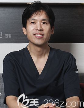 李伊镇 韩国YENJIN整形外科代表院长 李伊镇 韩国YENJIN整形外科代表院长