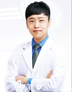 金镇勇 韩国釜山winner整形外科代表院长 金镇勇 韩国釜山winner整形外科代表院长