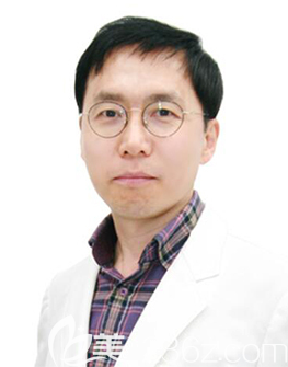 韩国法尔贝FARBE整形外科裴胜荣院长 韩国法尔贝FARBE整形外科裴胜荣院长