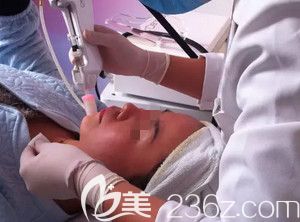 王晋茹医生为我注射