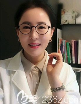 崔京春 韩国MyQueen皮肤科代表院长