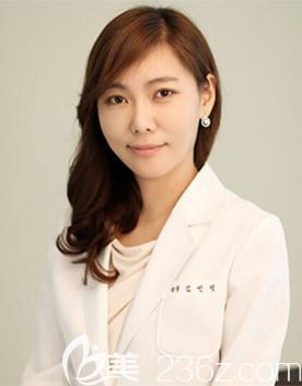 金珉影 韩国清潭Heal美容代表院长 金珉影 韩国清潭Heal美容代表院长