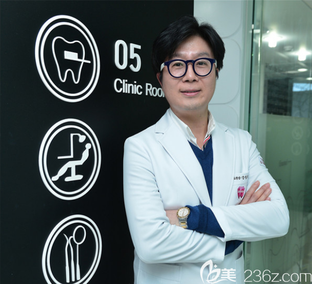 韩国今日安minish牙科医院姜廷浩院长 韩国今日安minish牙科医院姜廷浩院长