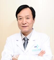 沈阳盛大口腔医院院长张全禄 沈阳盛大口腔医院院长张全禄