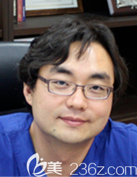 韩国SR整形医院姜命根院长