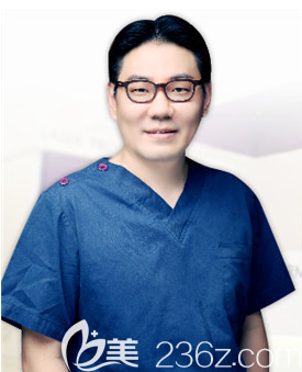 韩国延世YB整形外科医院金承焕院长