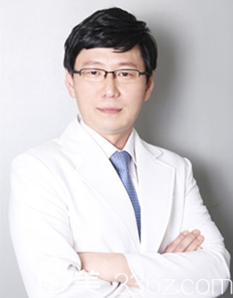 韩国noblesse整形外科姜影锡院长 韩国noblesse整形外科姜影锡院长