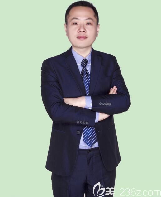 郑州艺龄医疗美容诊所杨光 郑州艺龄医疗美容诊所杨光