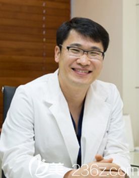 Kim, Jaenam 韩国I'M整形医院院长 Kim, Jaenam 韩国I'M整形医院院长