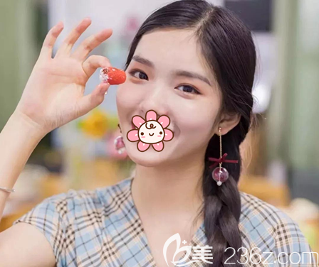 分享我在宜宾韩美做自体脂肪面部填充120天的术后效果对比图，看看脂肪是如何变“肥”为宝的