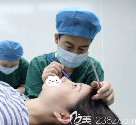 深圳非凡王天成院长双眼皮修复手术过程图