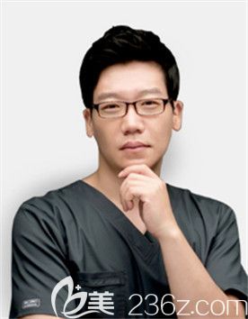 金桌浩 韩国达刻tako整形医院代表院长 金桌浩 韩国达刻tako整形医院代表院长