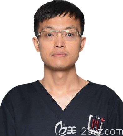 上海美维口腔种植修复医生翟建博 上海美维口腔种植修复医生翟建博