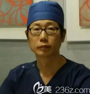 韩国清潭first整形医院成镇模院长