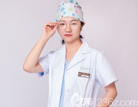 昆明德韩口腔医院李琳娜医生 昆明德韩口腔医院李琳娜医生