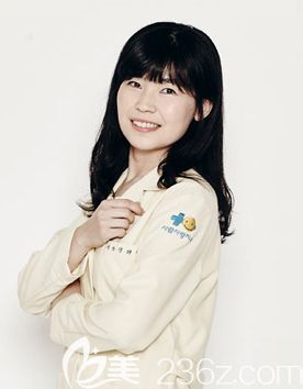 成宜香 韩国人爱首尔牙科医院院长