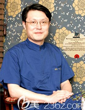 李亨株 韩国Rose and整形医院院长 李亨株 韩国Rose and整形医院院长